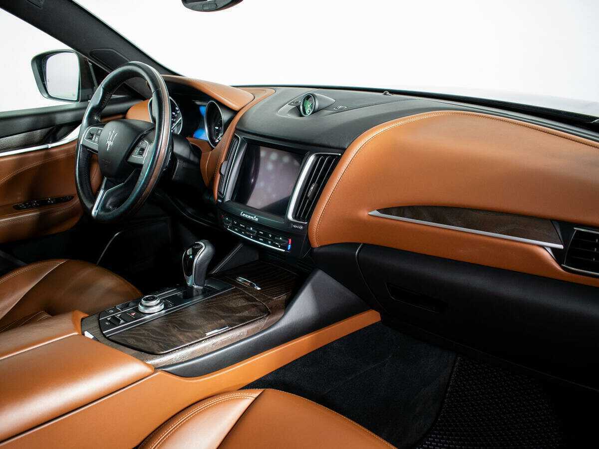 Maserati Levante с пробегом — 2016 год. Фото: #6