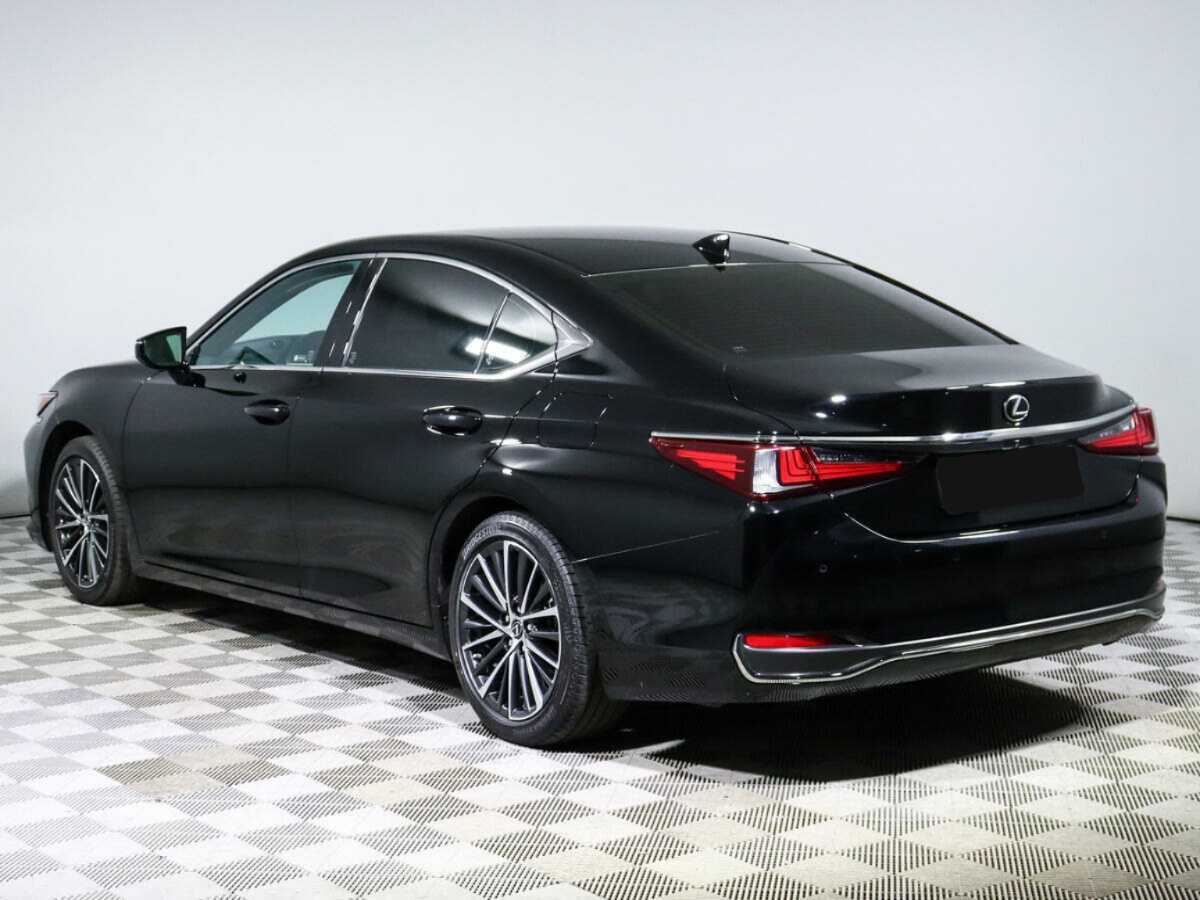Lexus ES с пробегом — 2021 год. Фото: #5