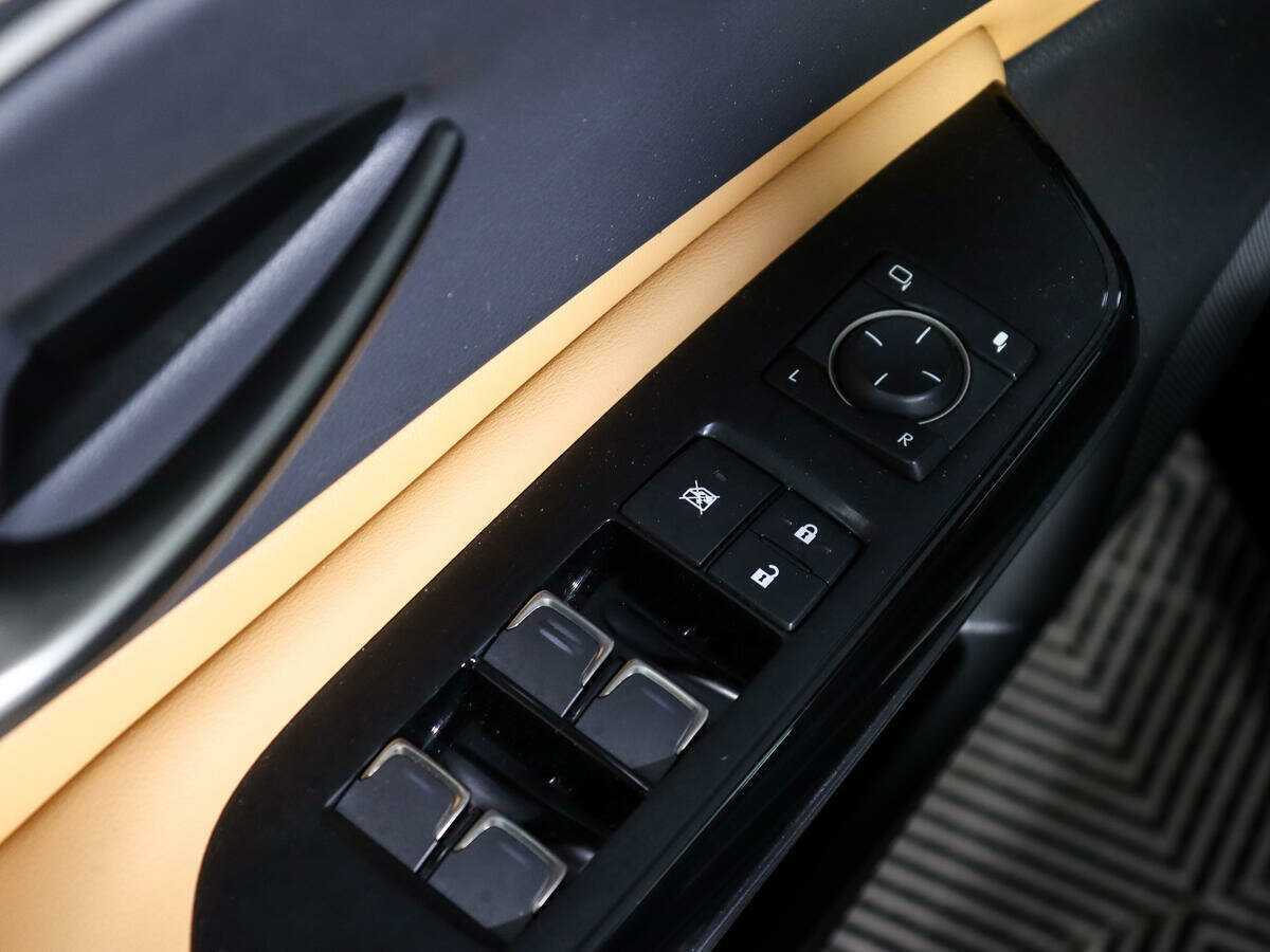 Lexus ES с пробегом — 2021 год. Фото: #10