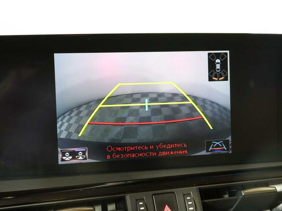 Lexus ES с пробегом — 2021 год. Фото: #13