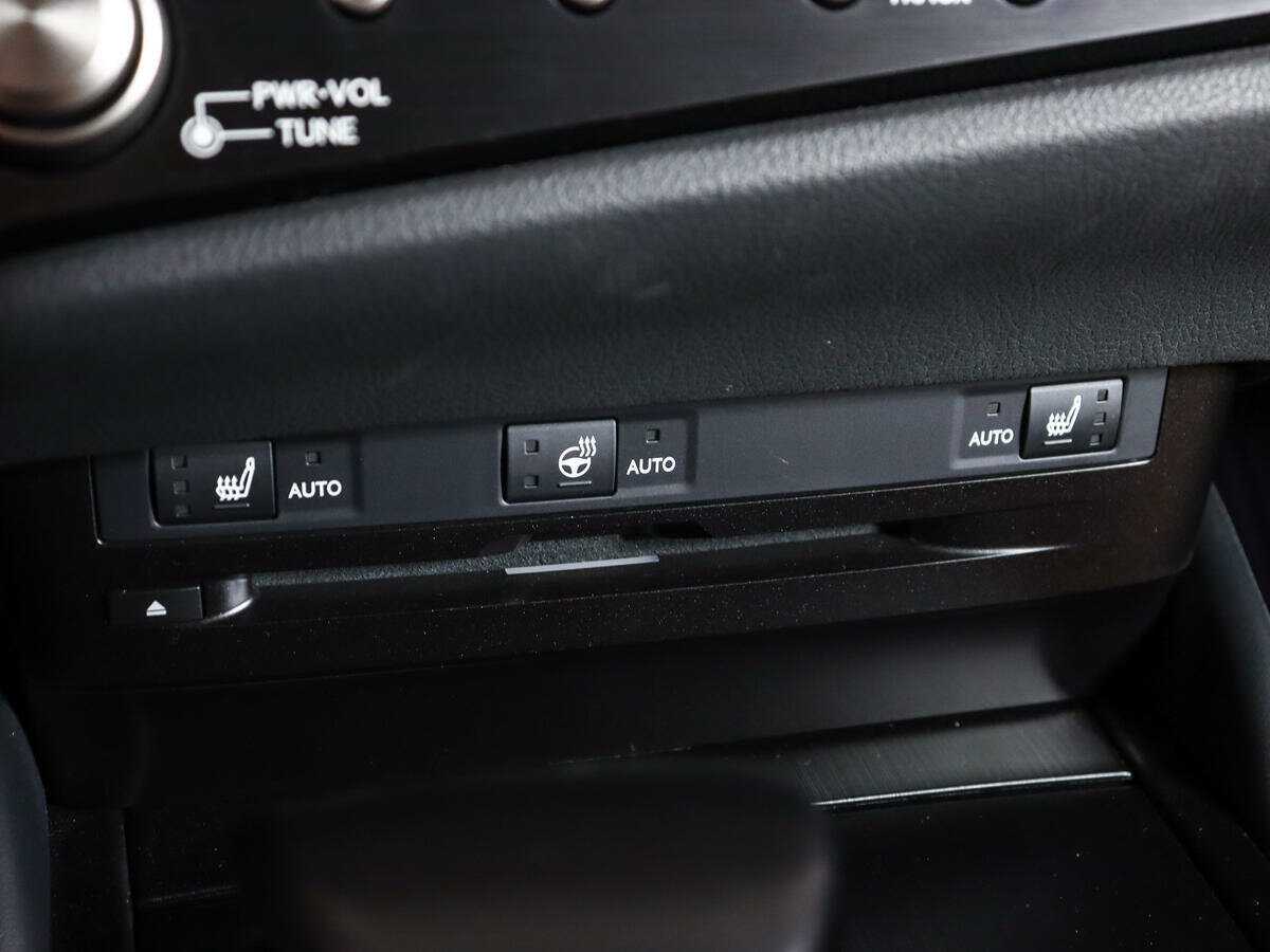 Lexus ES с пробегом — 2021 год. Фото: #15