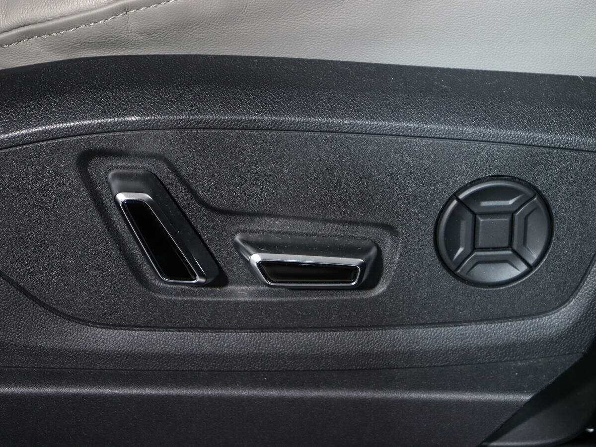 Audi e-tron Sportback с пробегом — 2020 год. Фото: #13