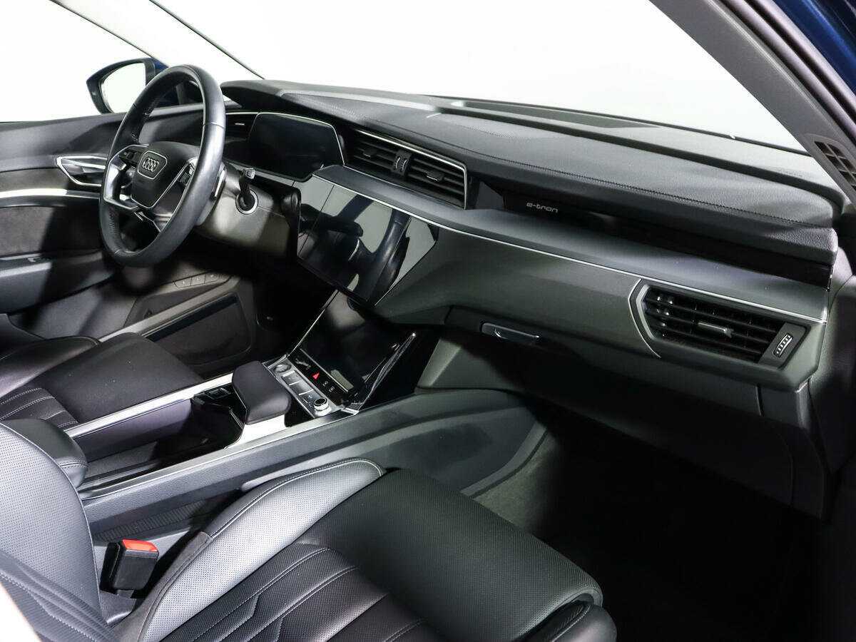 Audi e-tron с пробегом — 2019 год. Фото: #6