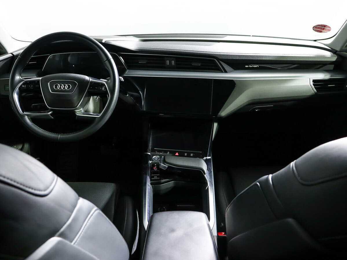 Audi e-tron с пробегом — 2019 год. Фото: #9