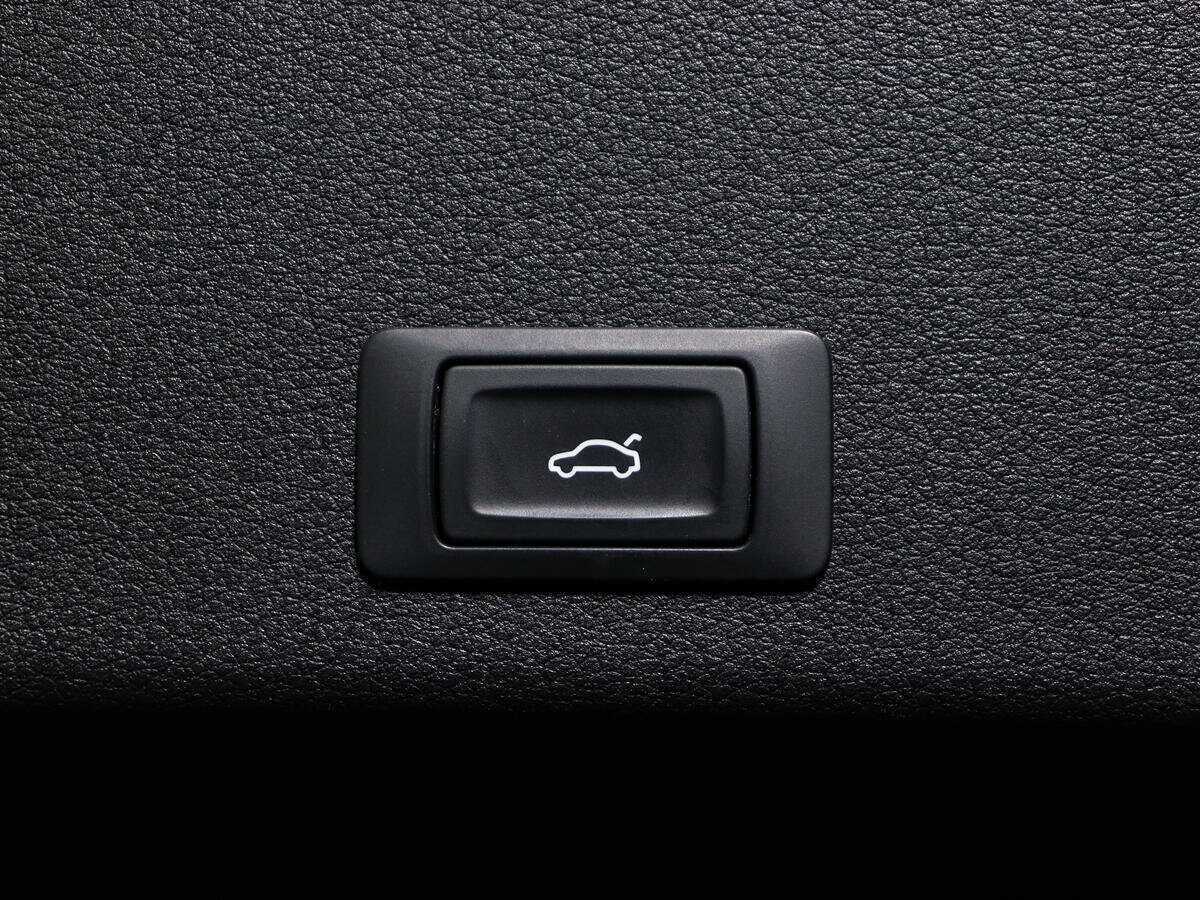 Audi e-tron с пробегом — 2019 год. Фото: #18