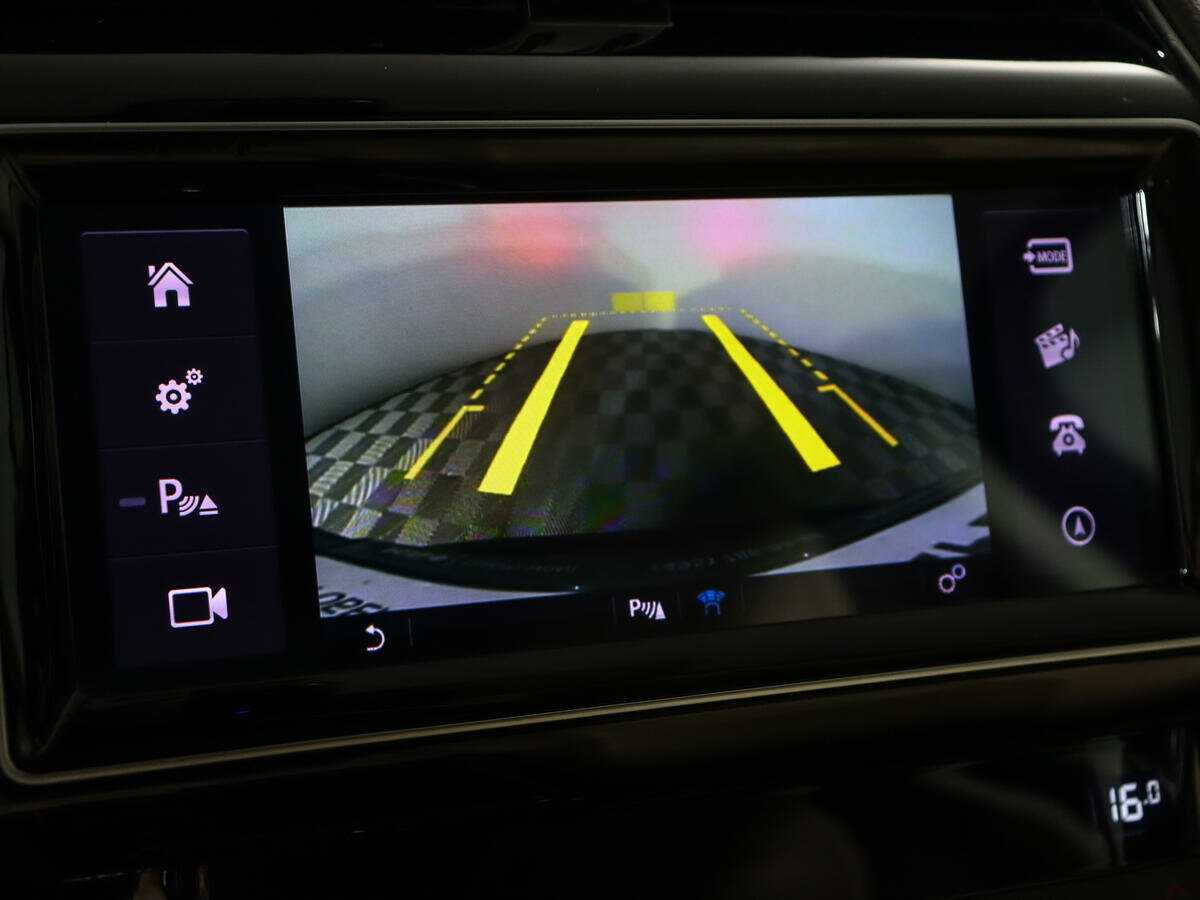 Jaguar F-Pace с пробегом — 2016 год. Фото: #14