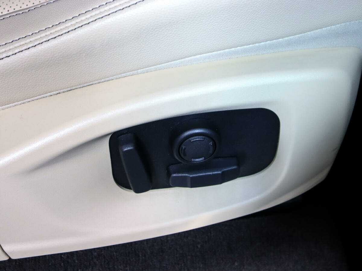 Jaguar F-Pace с пробегом — 2016 год. Фото: #15