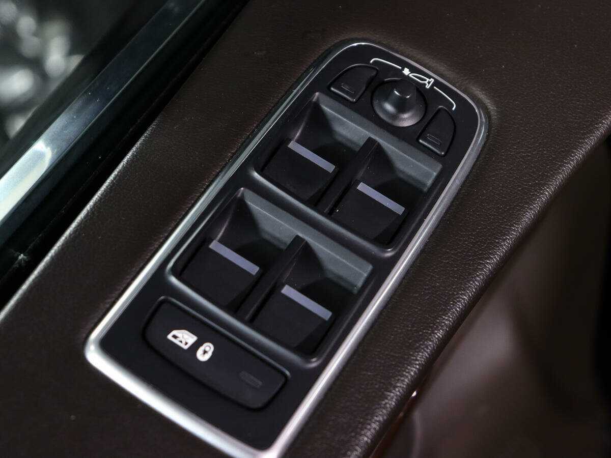 Jaguar F-Pace с пробегом — 2016 год. Фото: #20