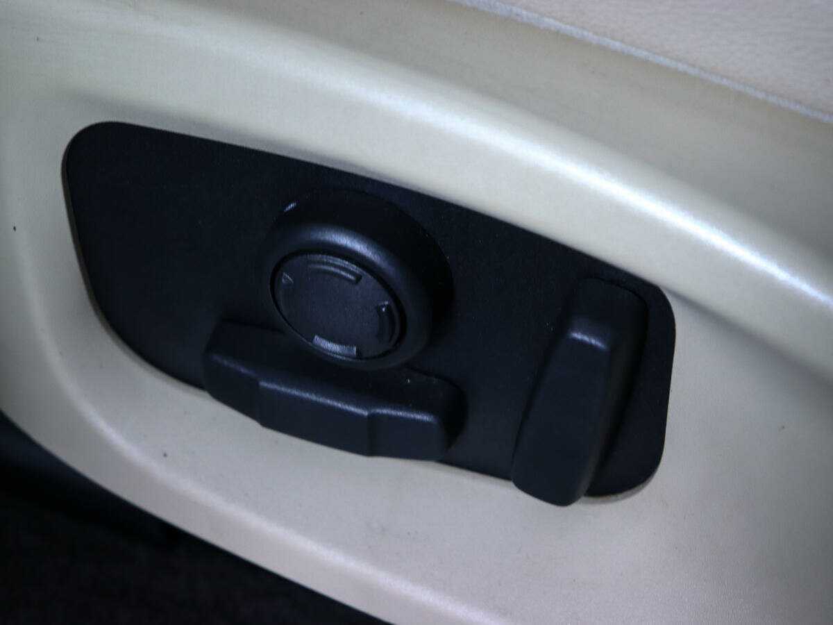 Jaguar F-Pace с пробегом — 2016 год. Фото: #22