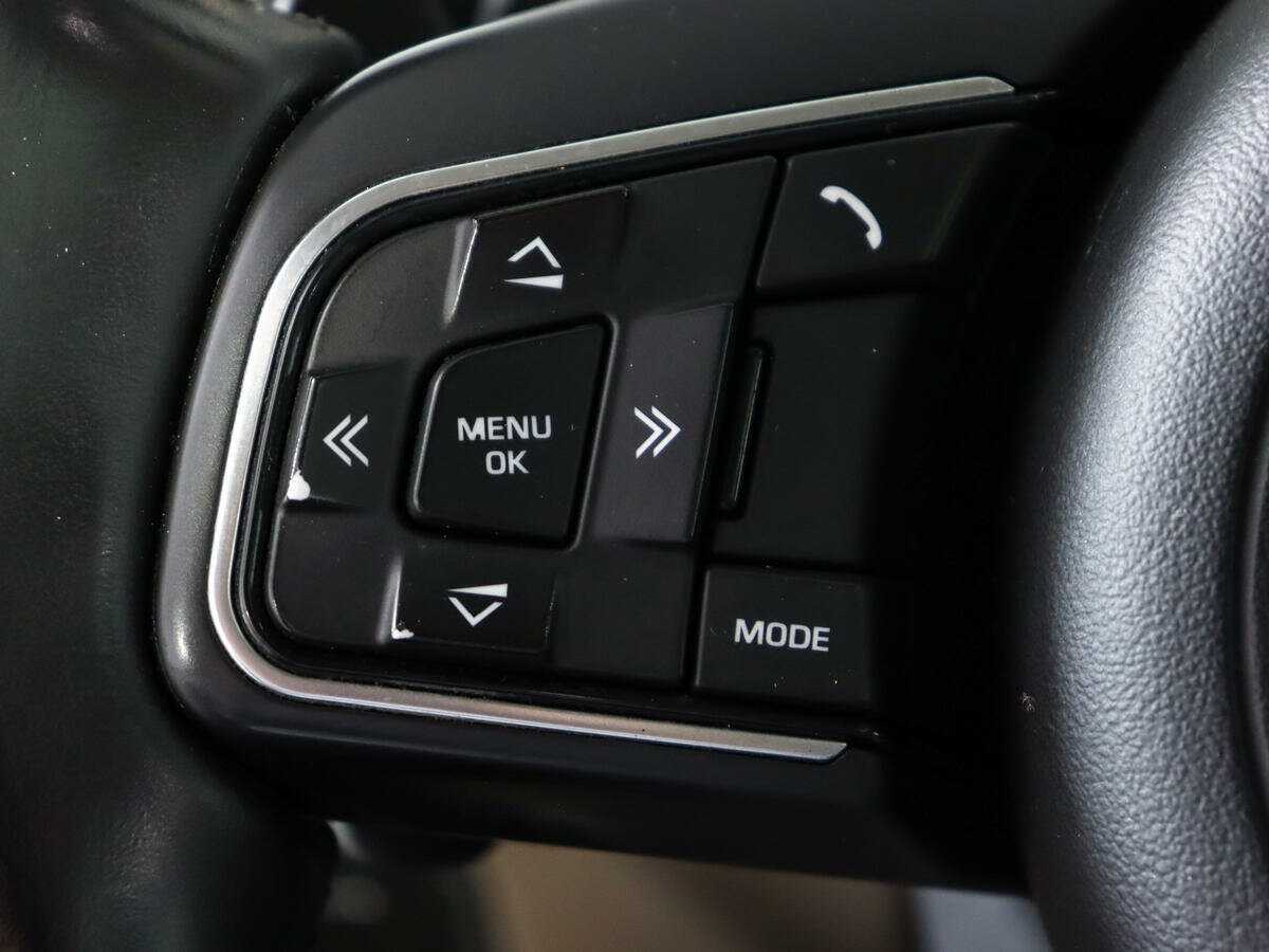 Jaguar F-Pace с пробегом — 2016 год. Фото: #23