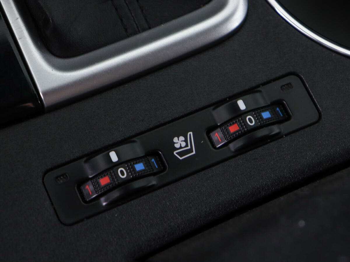 Toyota Highlander с пробегом — 2017 год. Фото: #21