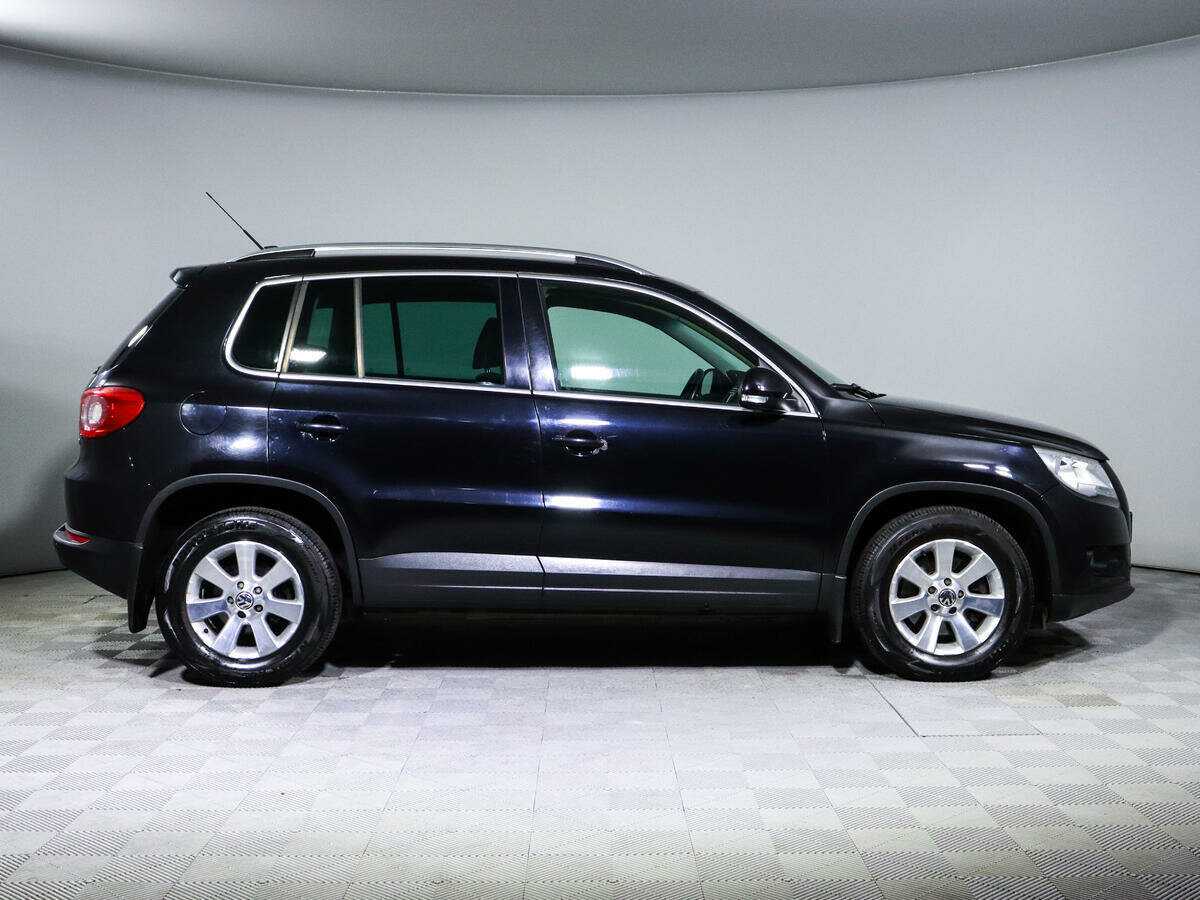 Volkswagen Tiguan с пробегом — 2010 год. Фото: #3