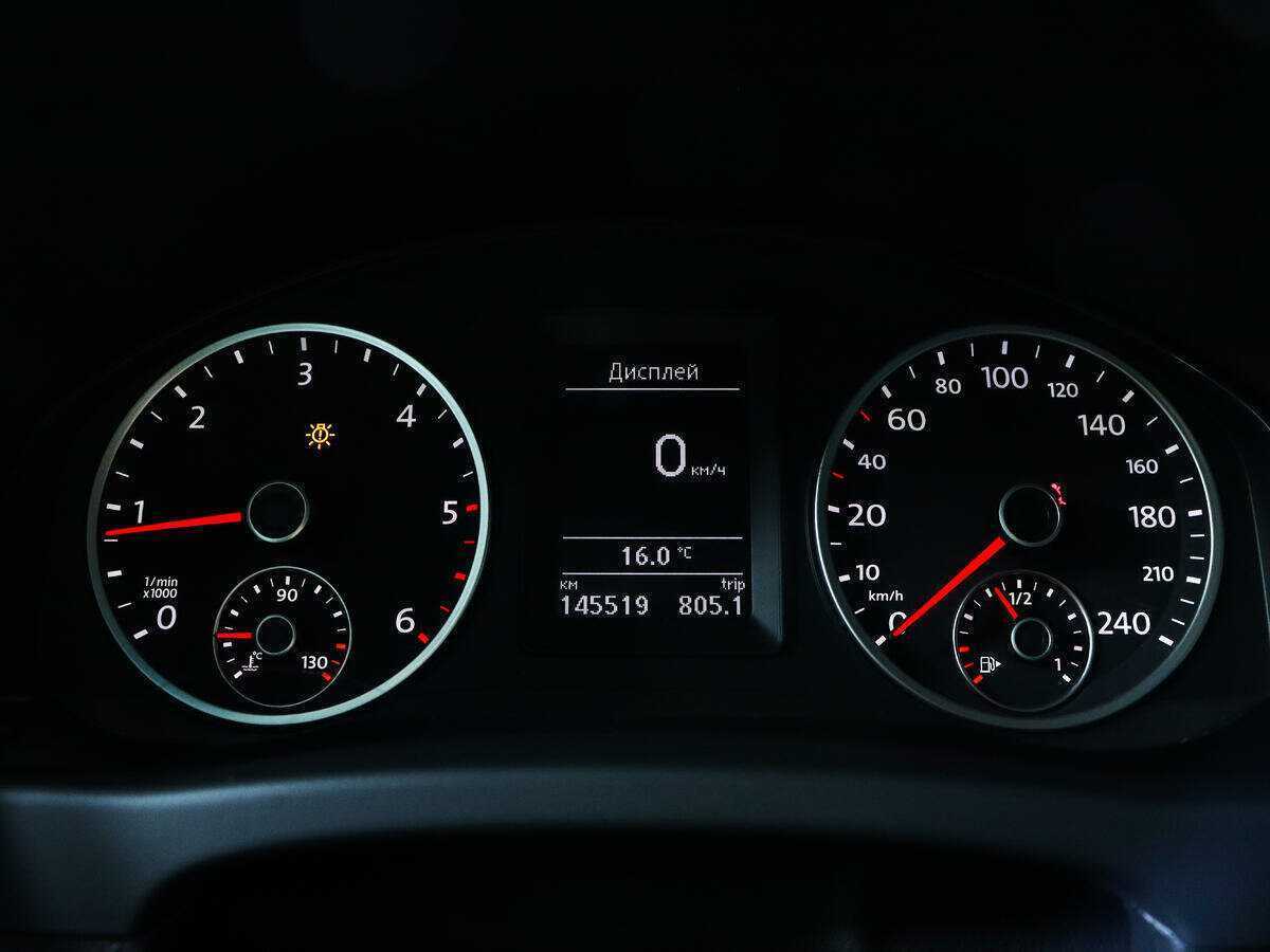 Volkswagen Tiguan с пробегом — 2010 год. Фото: #9