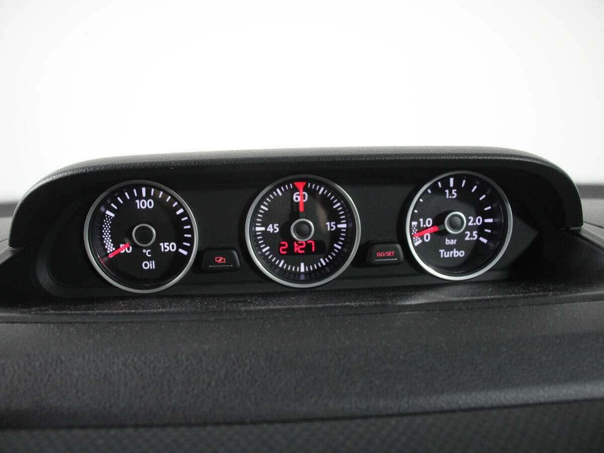 Volkswagen Beetle с пробегом — 2014 год. Фото: #16