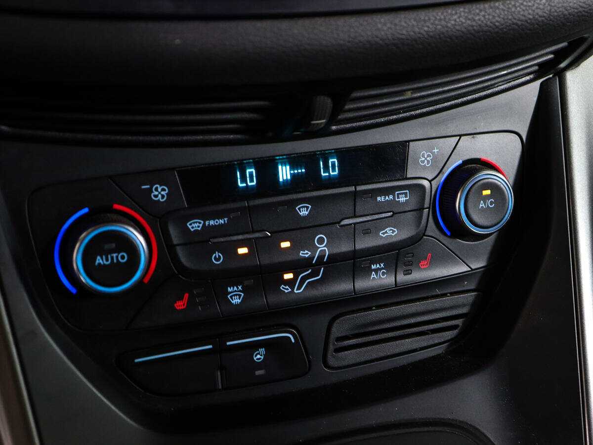 Ford Kuga с пробегом — 2017 год. Фото: #13