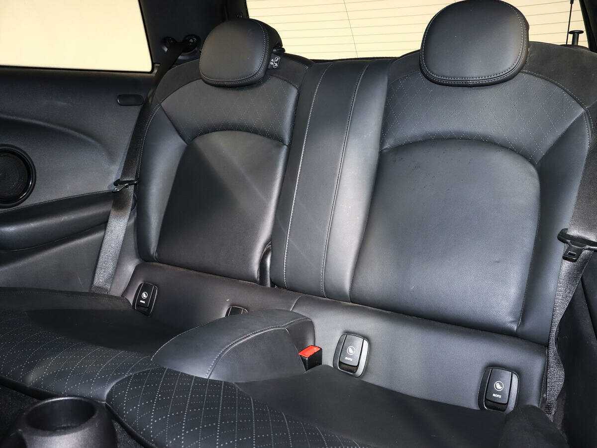 Mini Hatch с пробегом — 2019 год. Фото: #7