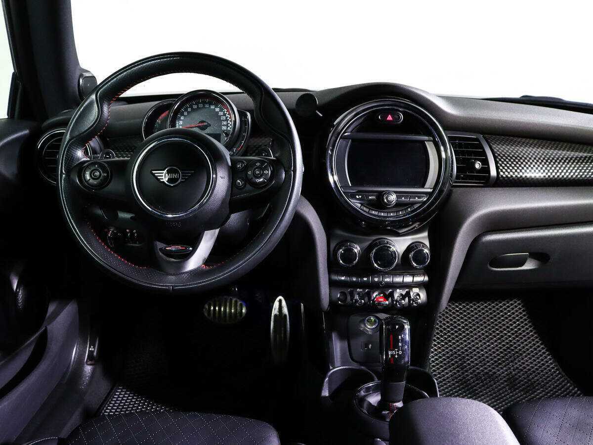 Mini Hatch с пробегом — 2019 год. Фото: #9