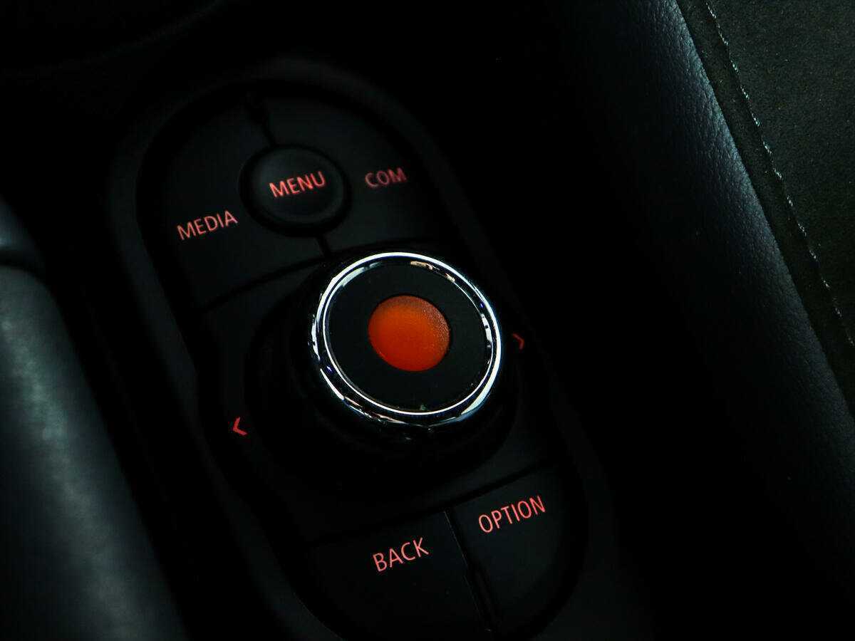 Mini Hatch с пробегом — 2019 год. Фото: #14