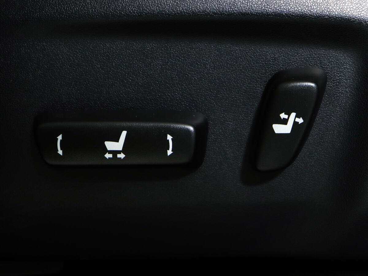 Toyota Fortuner с пробегом — 2017 год. Фото: #16