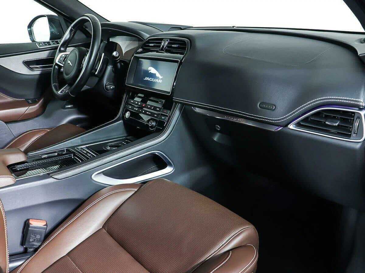 Jaguar F-Pace с пробегом — 2018 год. Фото: #8