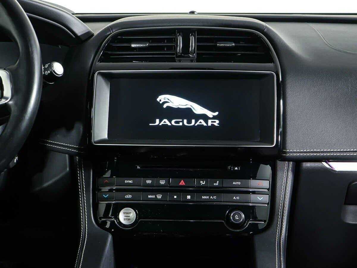 Jaguar F-Pace с пробегом — 2018 год. Фото: #12