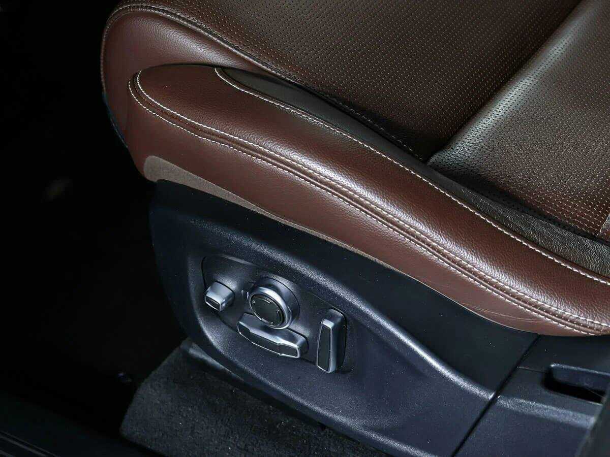 Jaguar F-Pace с пробегом — 2018 год. Фото: #17