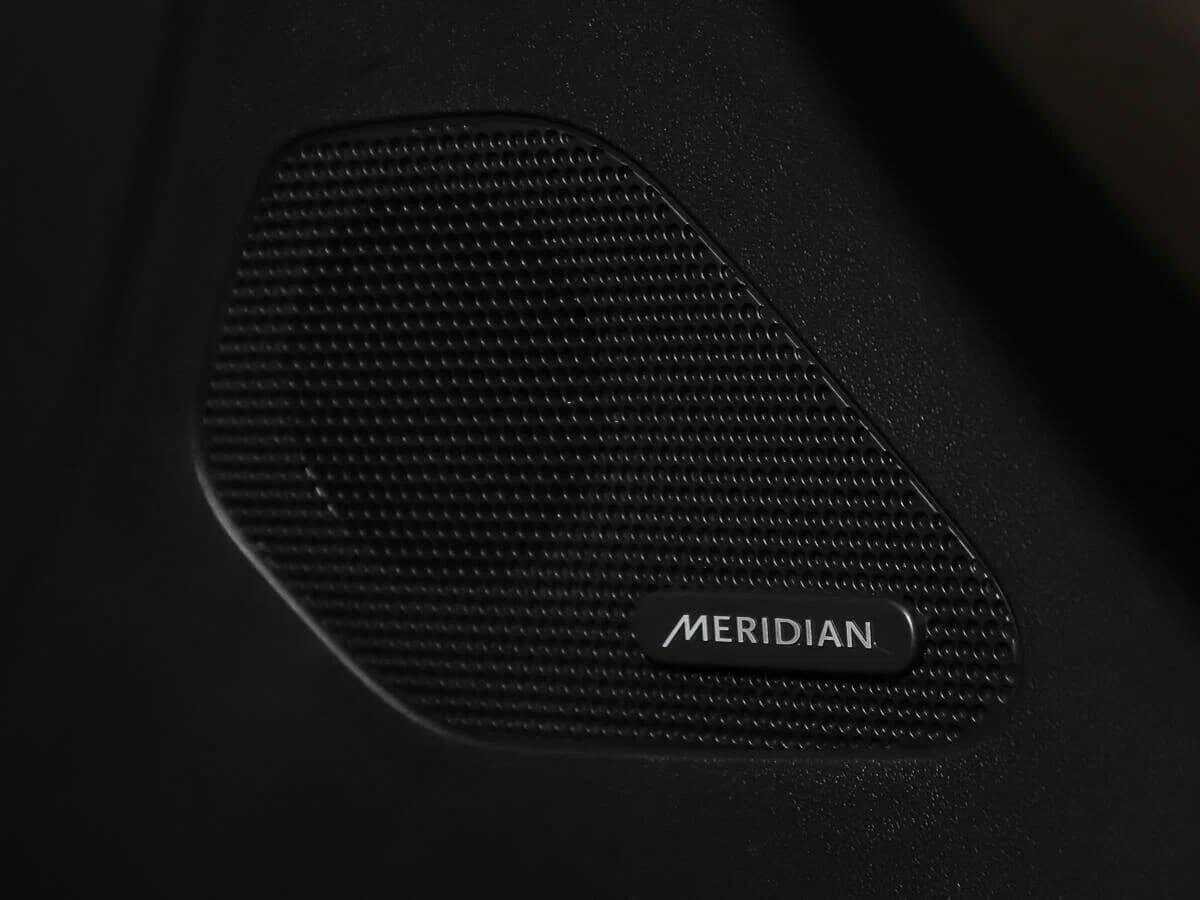 Jaguar F-Pace с пробегом — 2018 год. Фото: #18