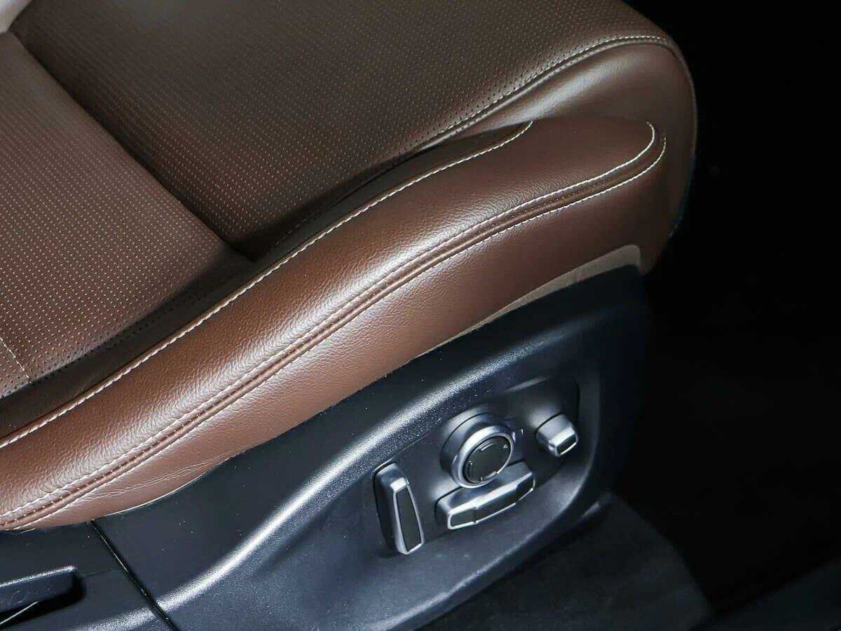 Jaguar F-Pace с пробегом — 2018 год. Фото: #19