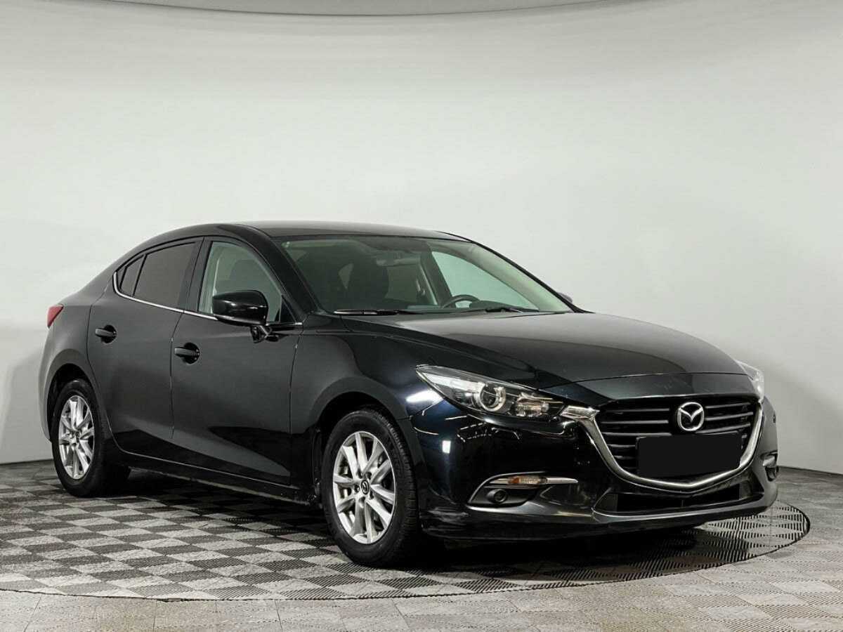 Mazda 3 с пробегом — 2017 год. Фото: #2