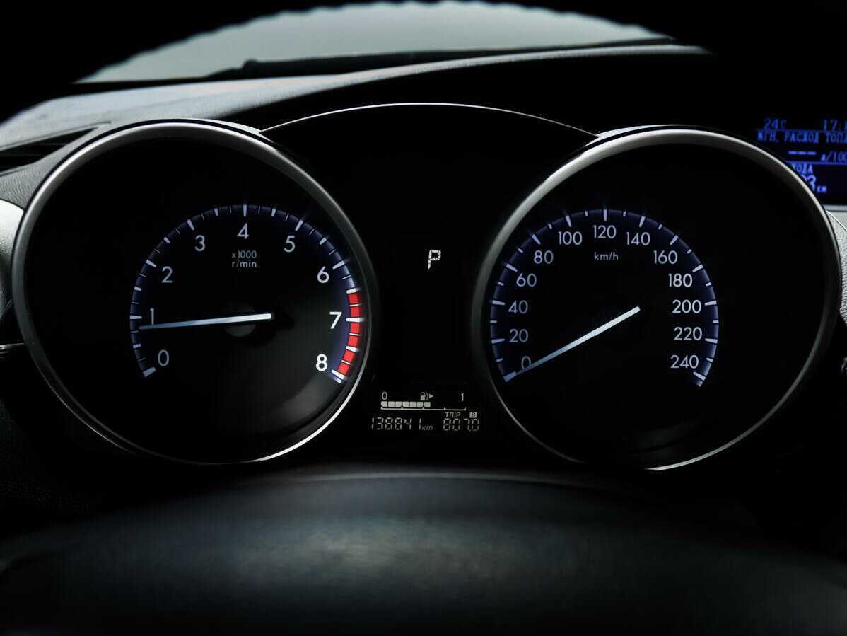 Mazda 3 с пробегом — 2012 год. Фото: #9