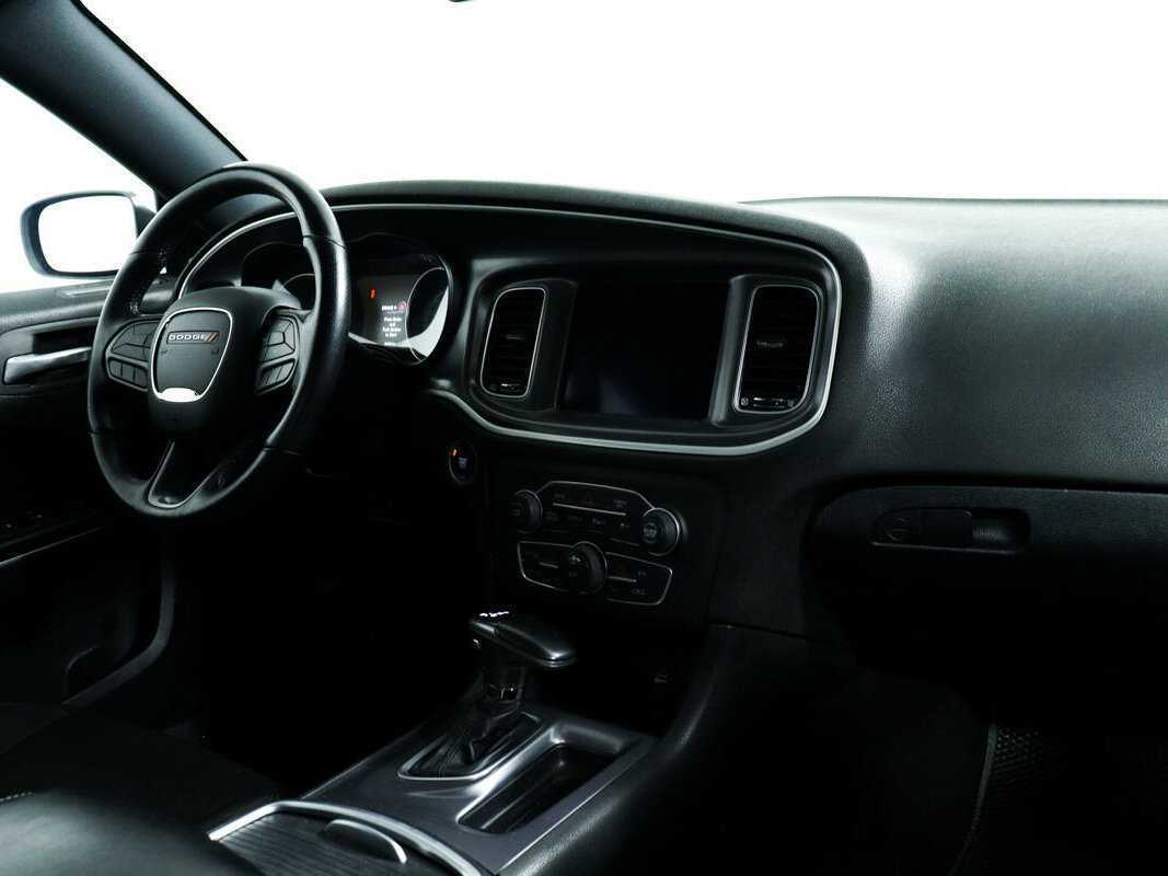 Dodge Charger с пробегом — 2020 год. Фото: #8