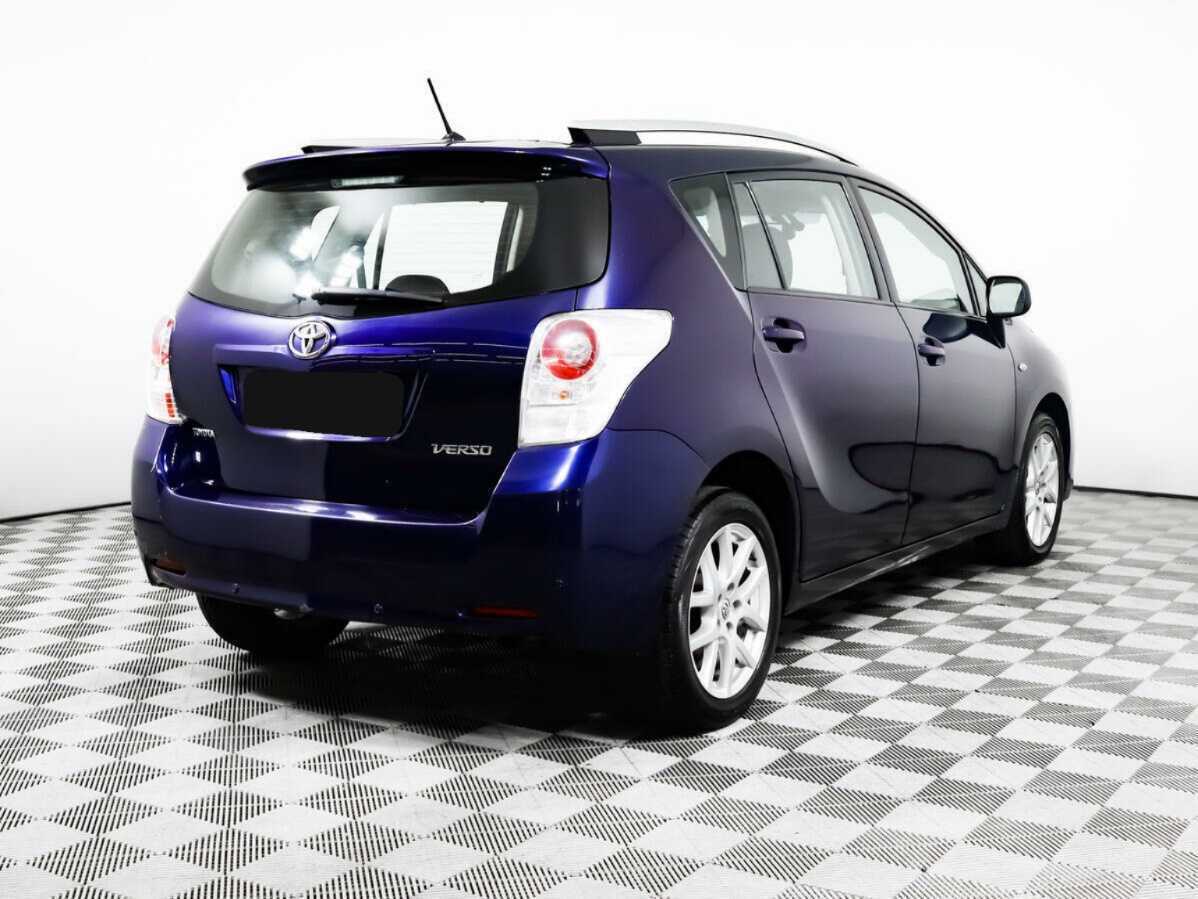 Toyota Verso с пробегом — 2010 год. Фото: #4