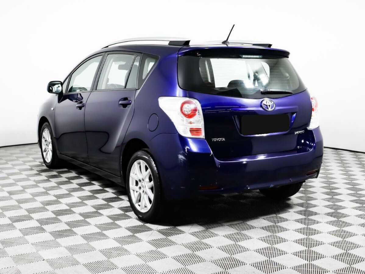 Toyota Verso с пробегом — 2010 год. Фото: #6