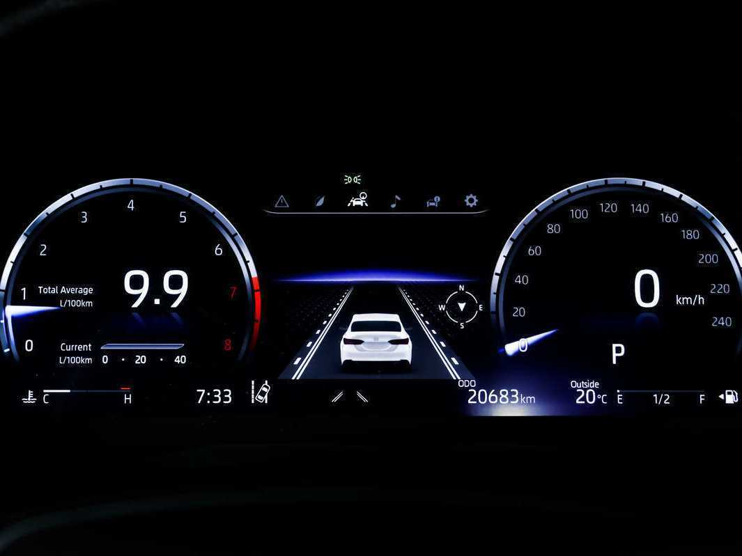 Toyota Camry с пробегом — 2022 год. Фото: #9