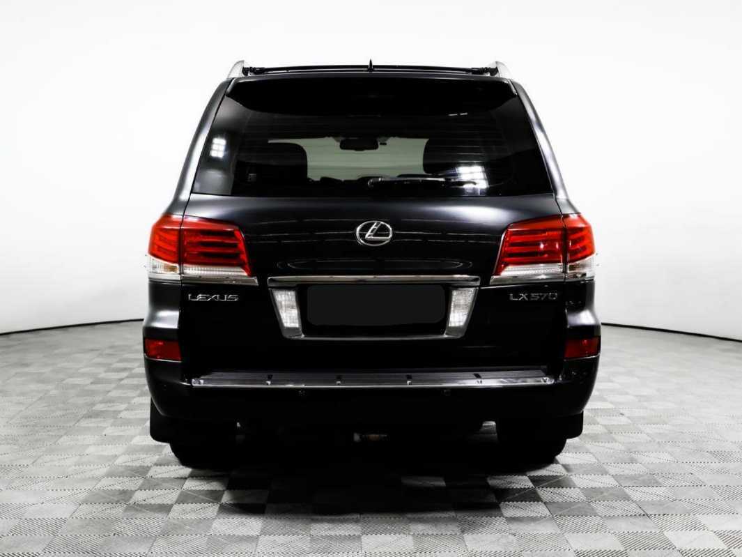 Lexus LX с пробегом — 2014 год. Фото: #5