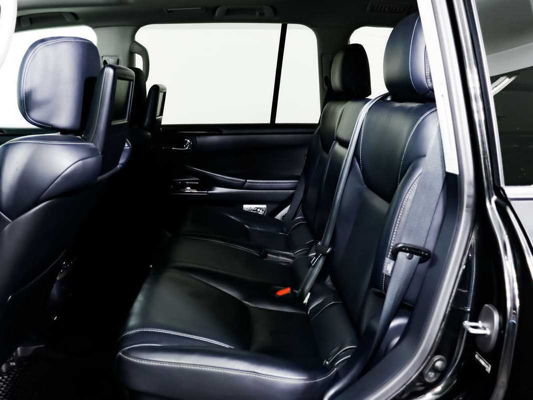 Lexus LX с пробегом — 2014 год. Фото: #11