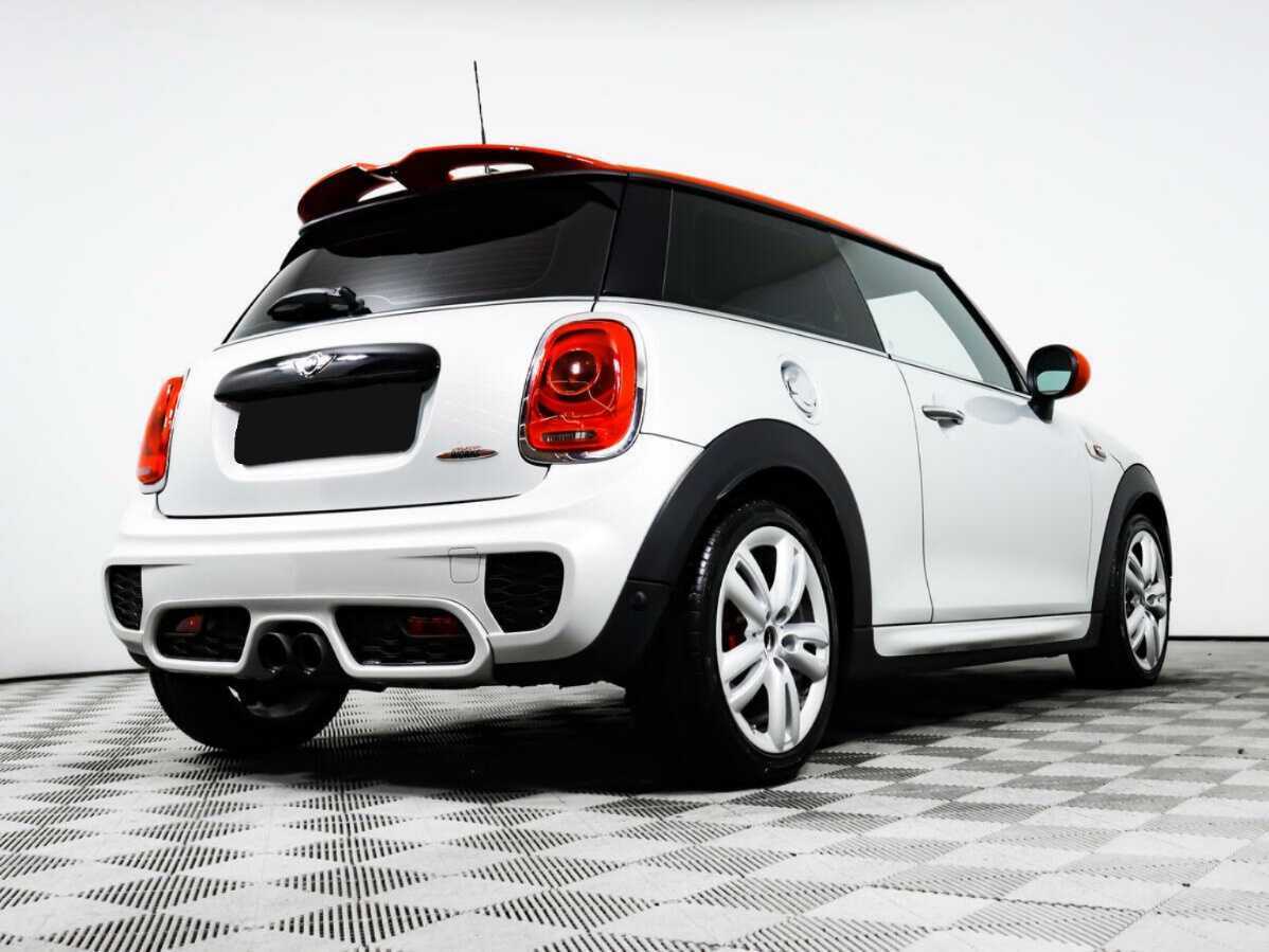 Mini Hatch с пробегом — 2017 год. Фото: #4