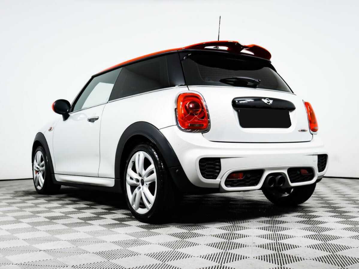 Mini Hatch с пробегом — 2017 год. Фото: #6