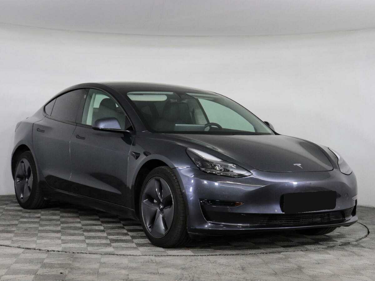 Tesla Model 3 с пробегом — 2022 год. Фото: #2