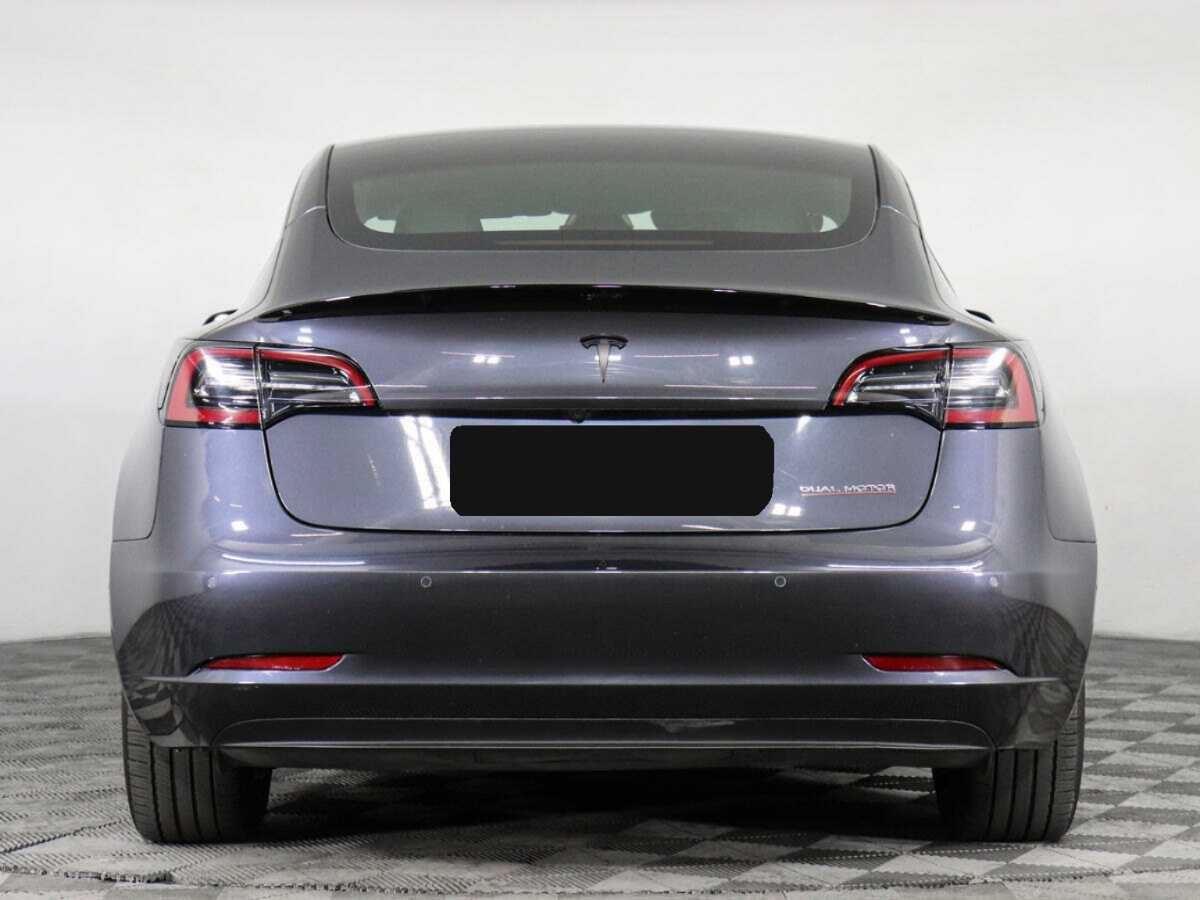 Tesla Model 3 с пробегом — 2022 год. Фото: #5