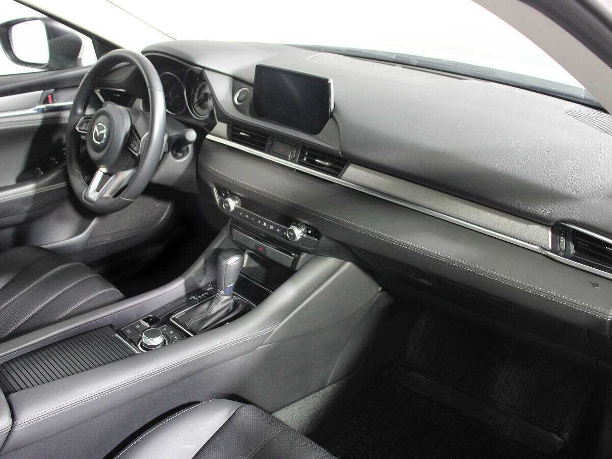 Mazda 6 с пробегом — 2023 год. Фото: #8