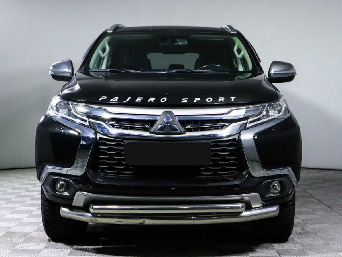 Mitsubishi Pajero Sport с пробегом — 2019 год. Фото: #1