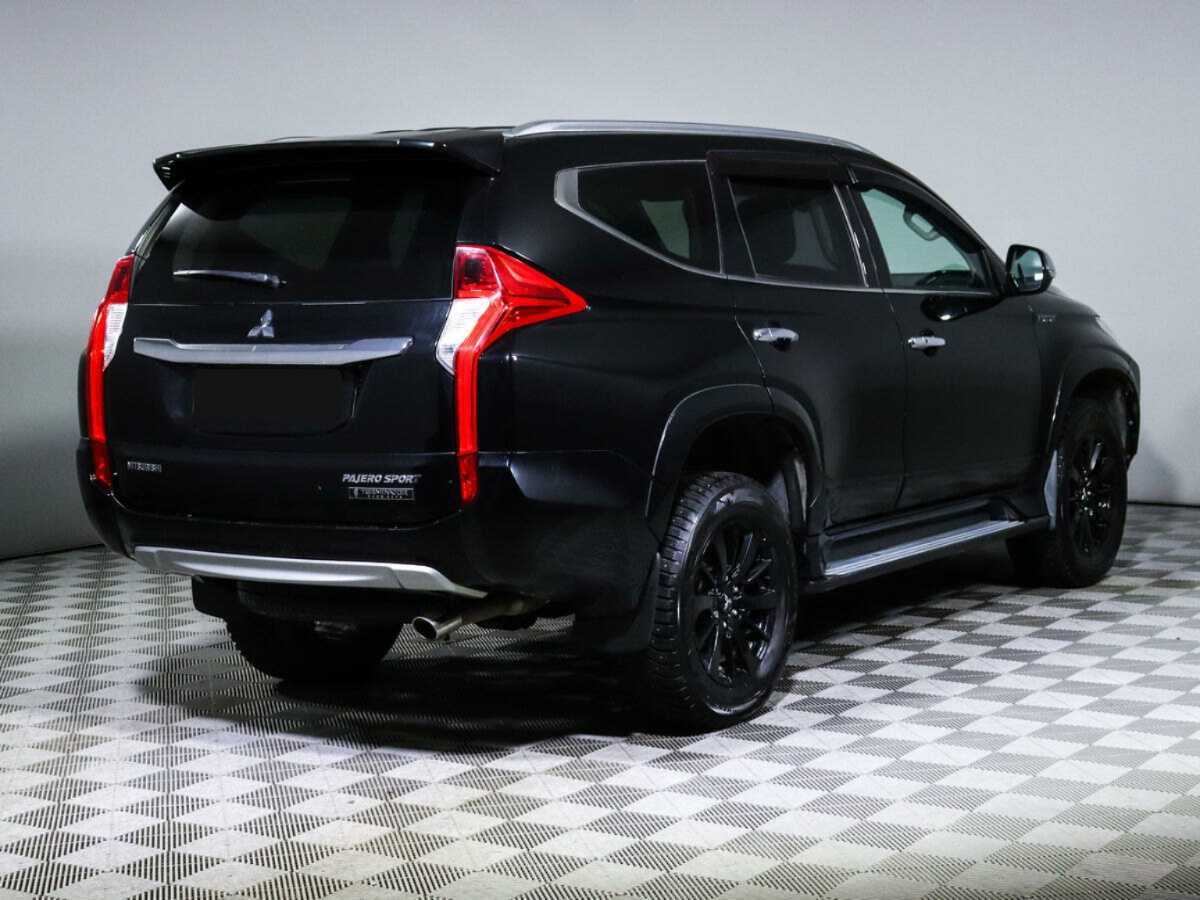 Mitsubishi Pajero Sport с пробегом — 2019 год. Фото: #4