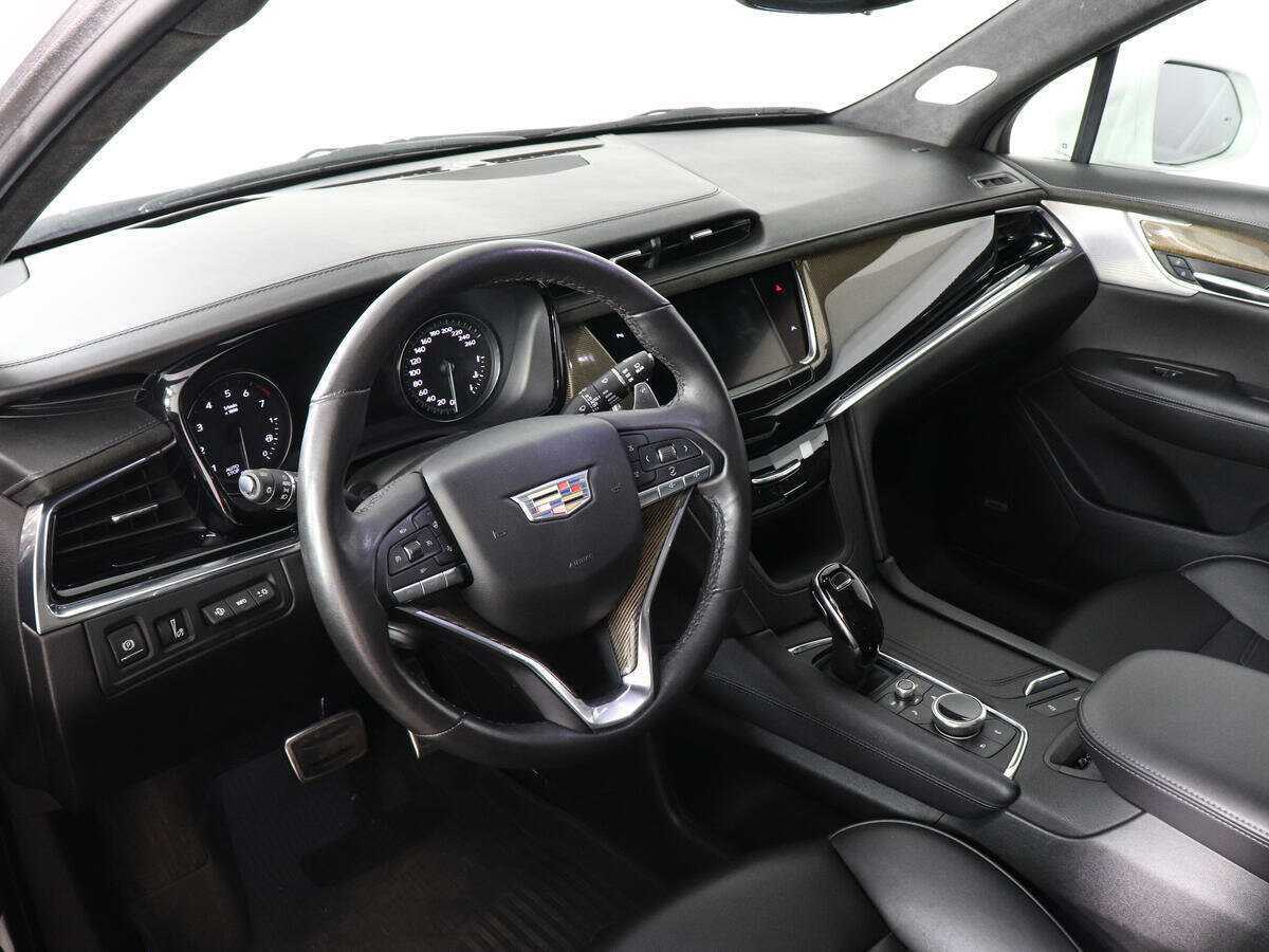 Cadillac XT6 с пробегом — 2020 год. Фото: #8