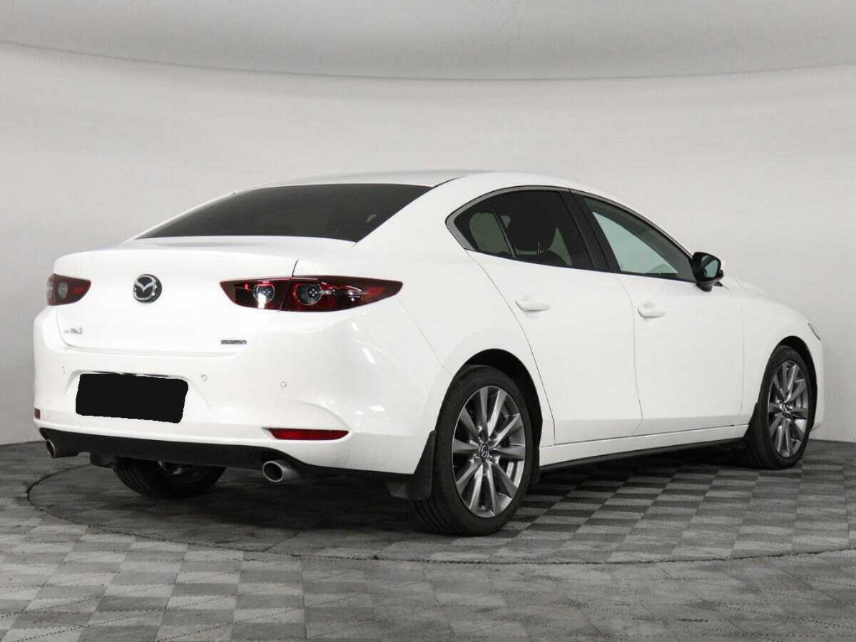 Mazda 3 с пробегом — 2022 год. Фото: #4