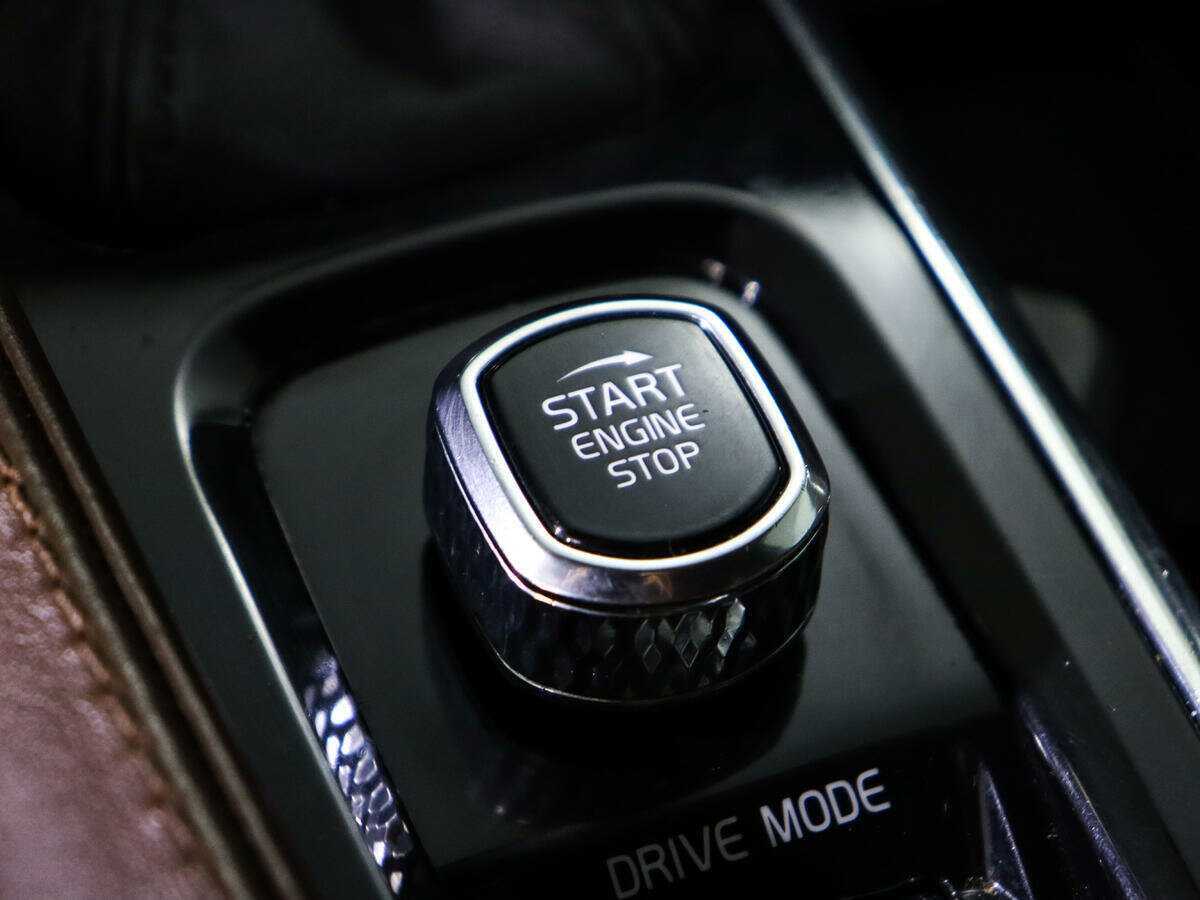 Volvo XC90 с пробегом — 2017 год. Фото: #16