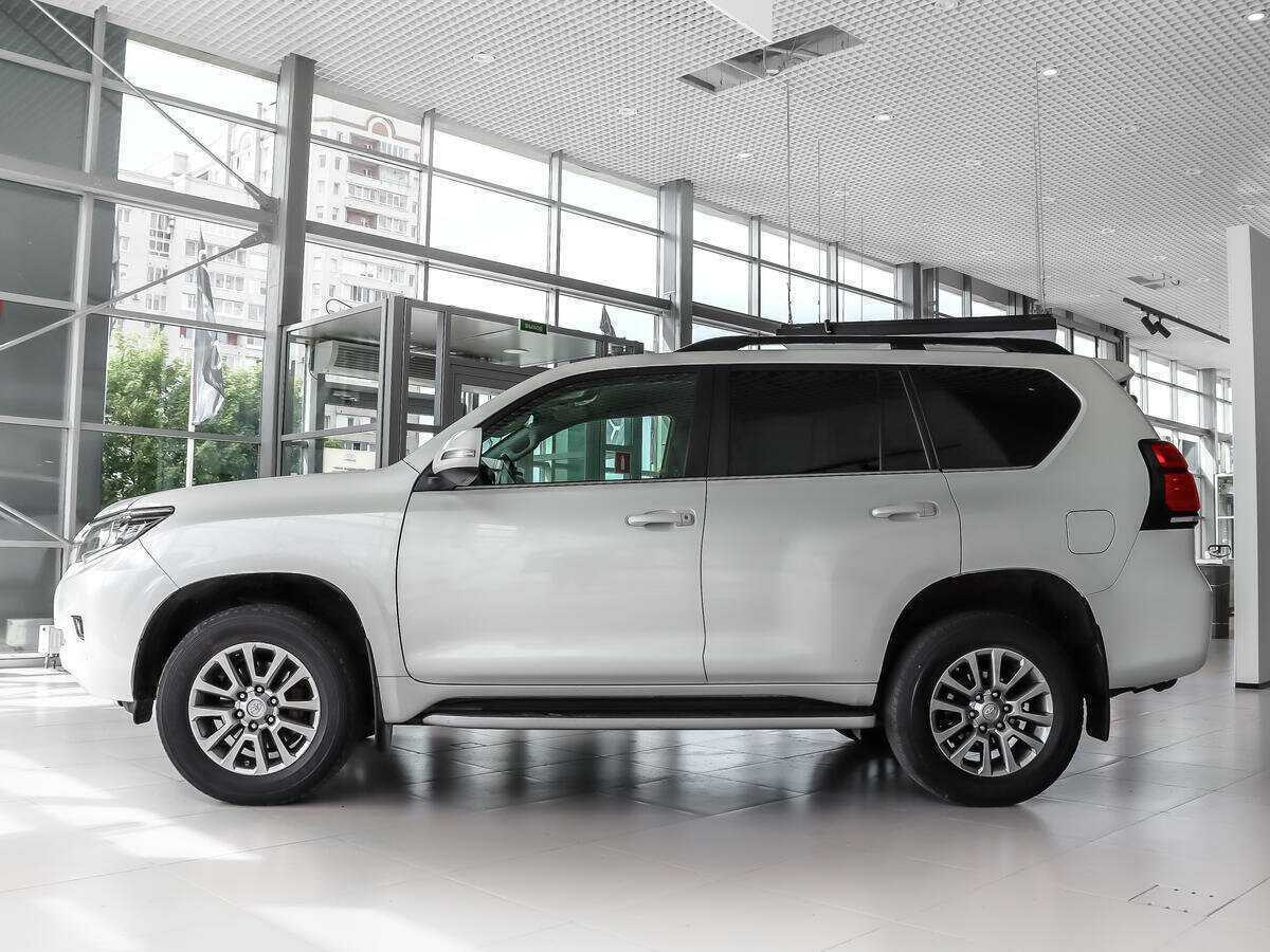 Toyota Land Cruiser Prado с пробегом — 2019 год. Фото: #2