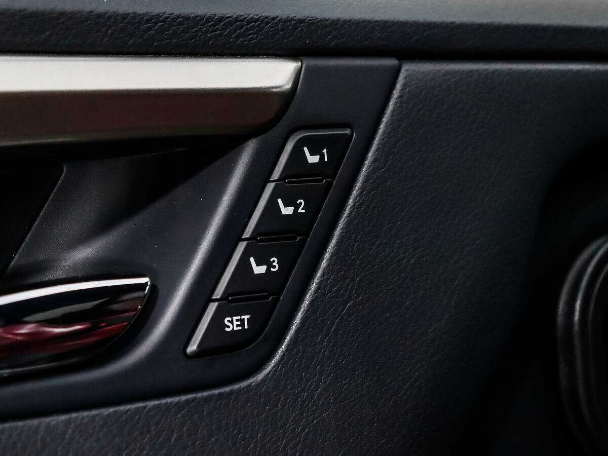 Lexus RX с пробегом — 2016 год. Фото: #9