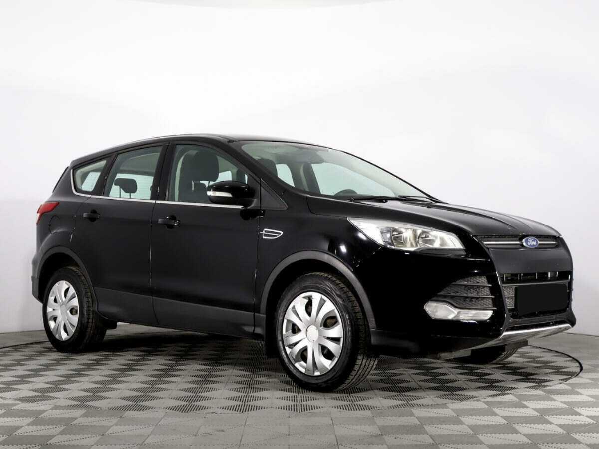 Ford Kuga с пробегом — 2015 год. Фото: #2