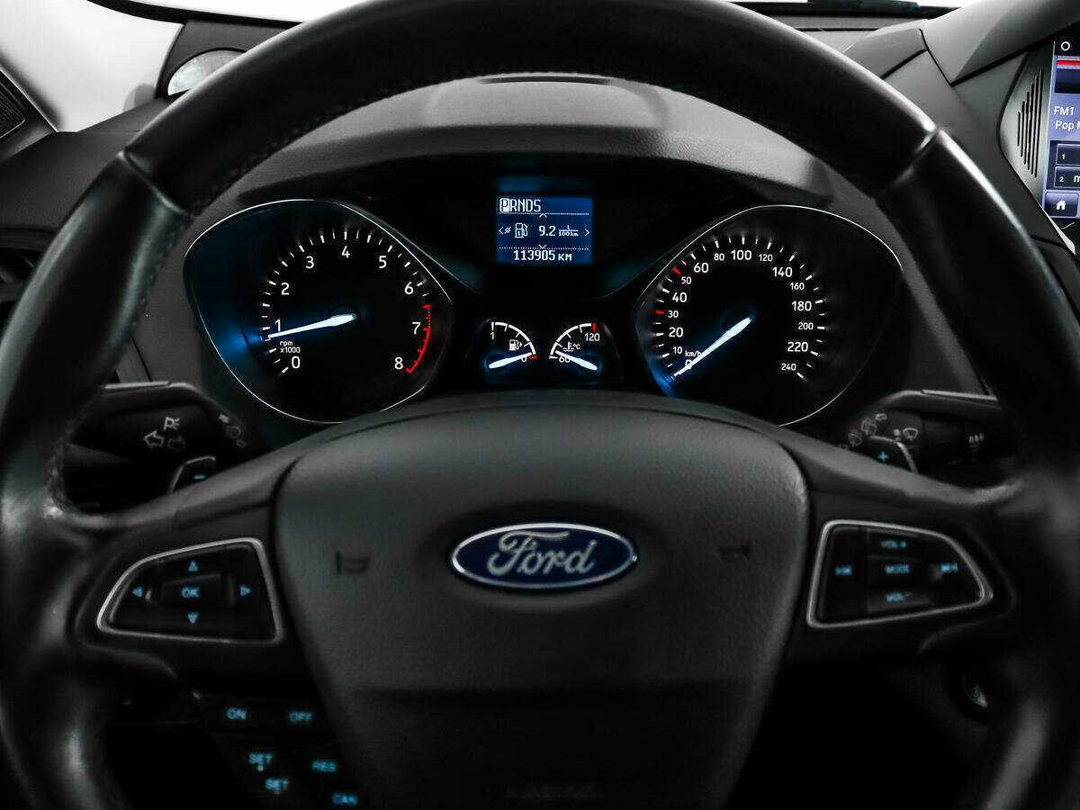 Ford Kuga с пробегом — 2017 год. Фото: #16